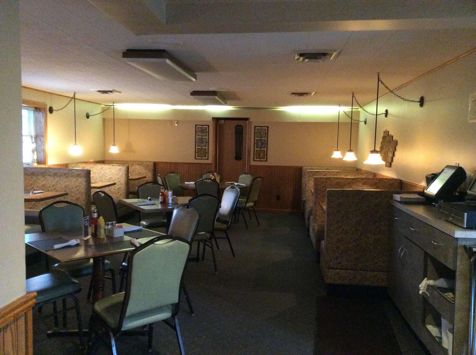 Bryan Inn Экстерьер фото